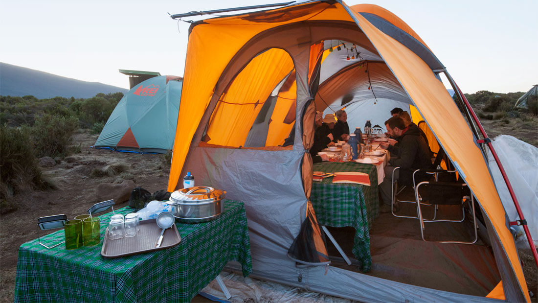 Mt.-Kilimanjaro-Dining-tent