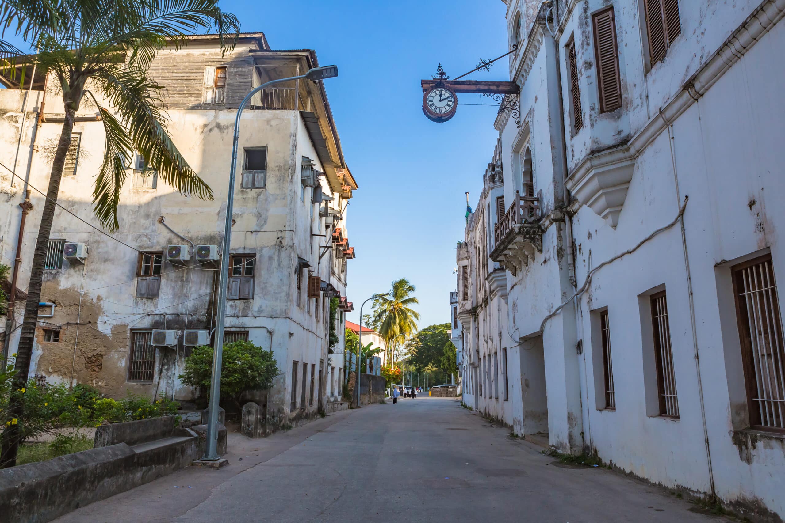 The-narrow-streets-of-Stone-Town